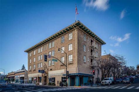 hotel petaluma ascend hotel collection.